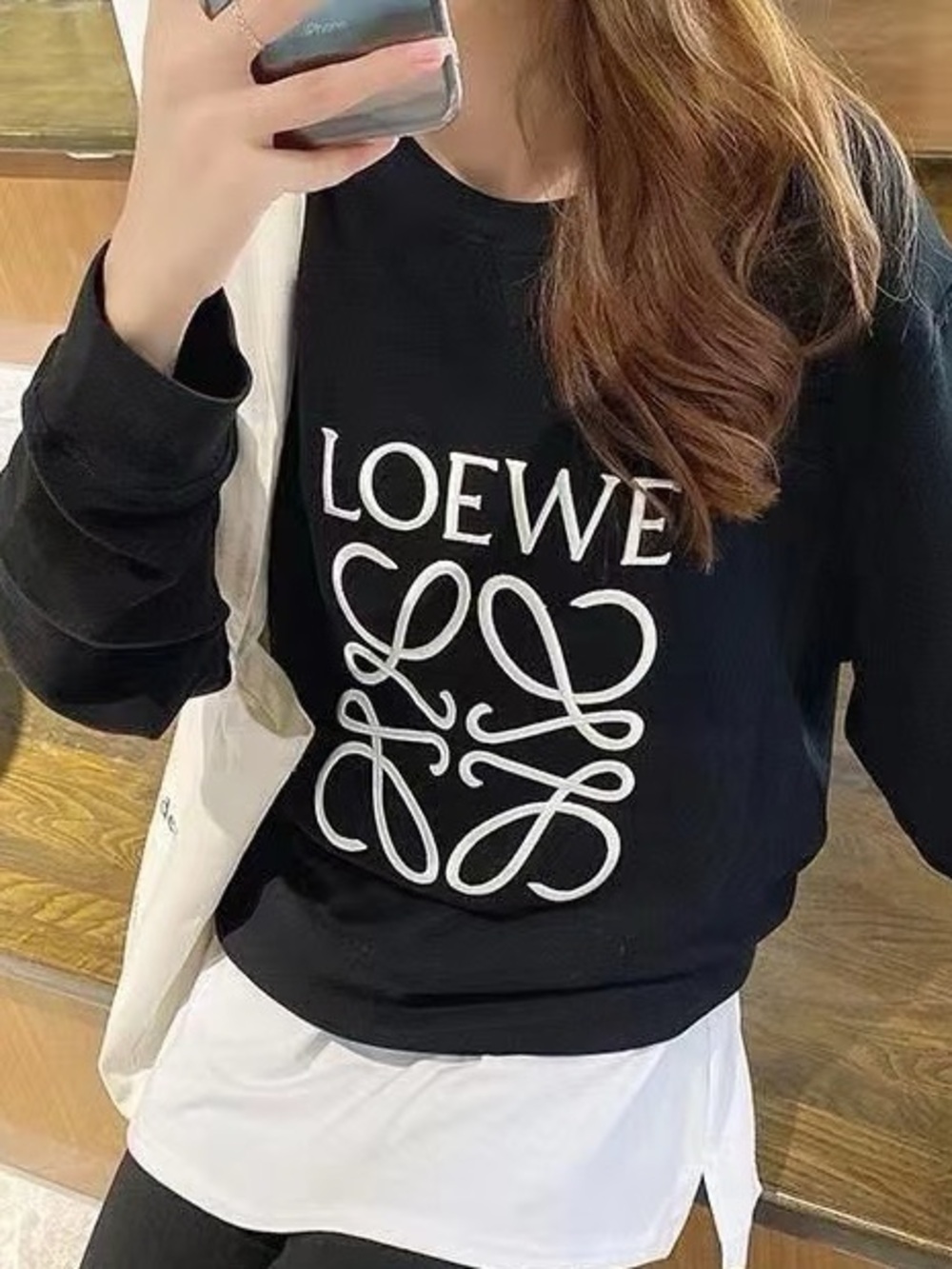 🚩steal Loewe Black Crewneck Sweatshirt with White Anagram Logo - Picture 5 of 7